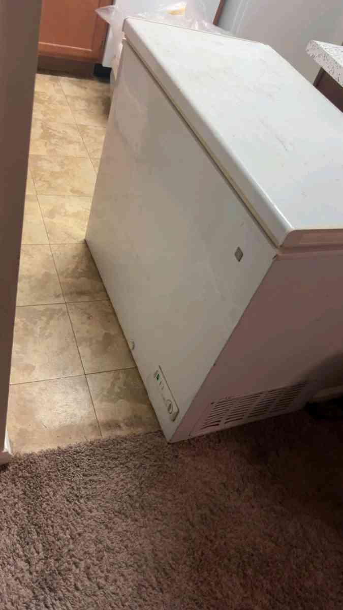 Chest Freezer - Houston, Texas - FleaMarketBay
