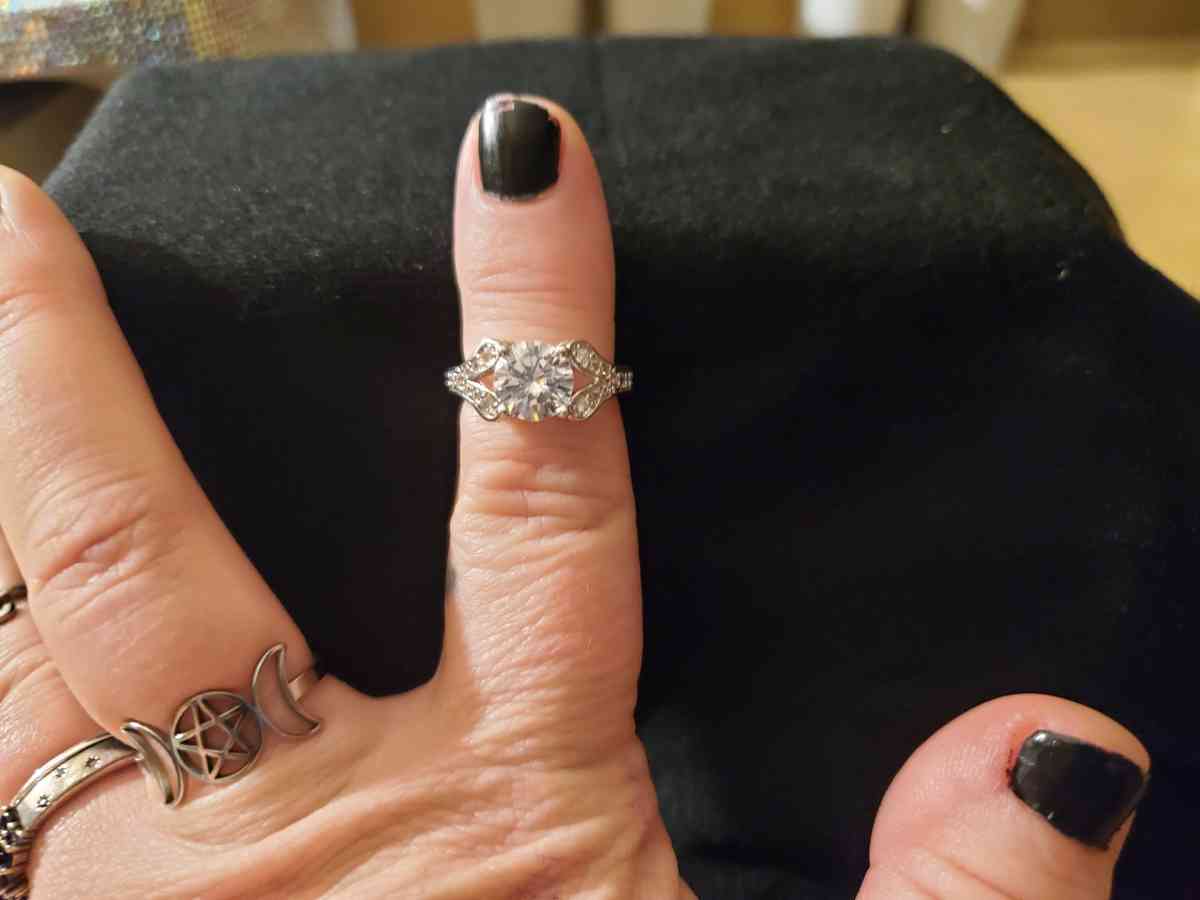 925 sterling silver ring - Peoria, Arizona - FleaMarketBay