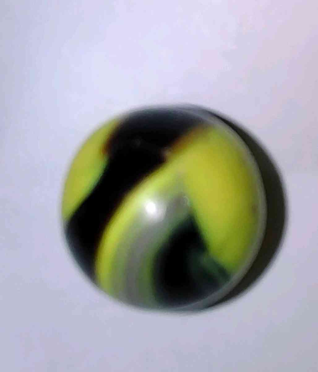 Vintage Bumble Bee Meble - Madill, Oklahoma - FleaMarketBay