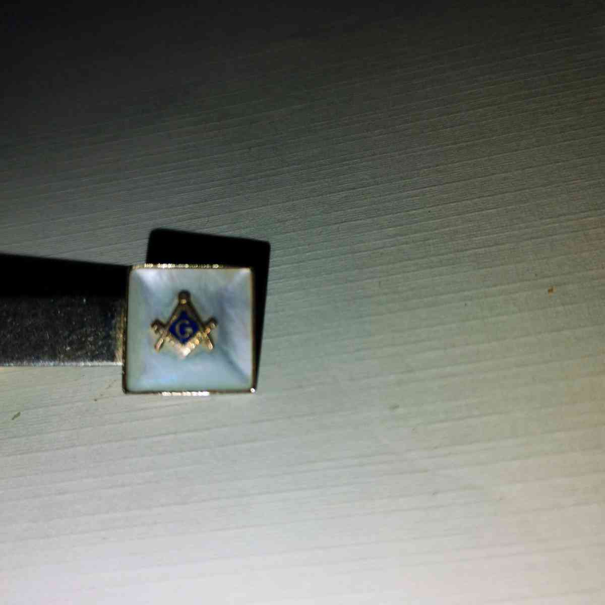 vintage mosaic Mason tie holder - Lexington, Kentucky - FleaMarketBay