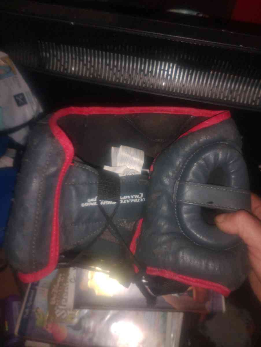 boxing head gear - Call, Texas - FleaMarketBay
