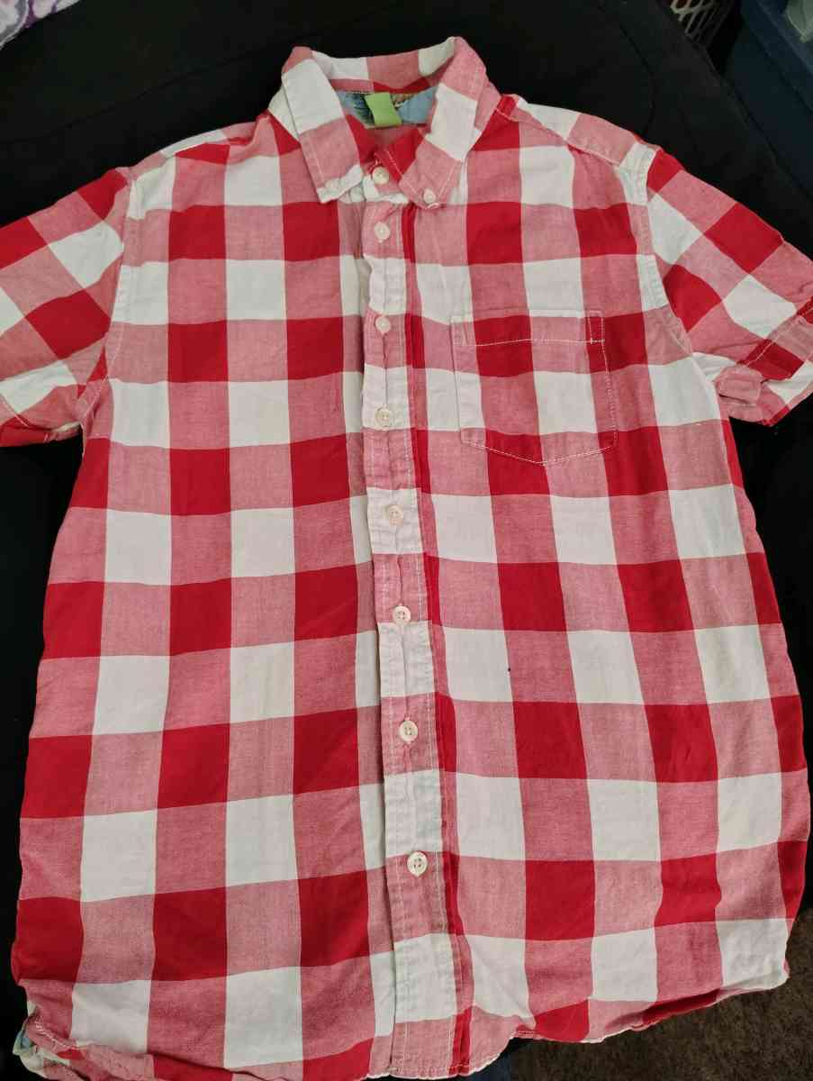 2 Plaid shirts and 1 under armor shirt - Davidson, North Carolina