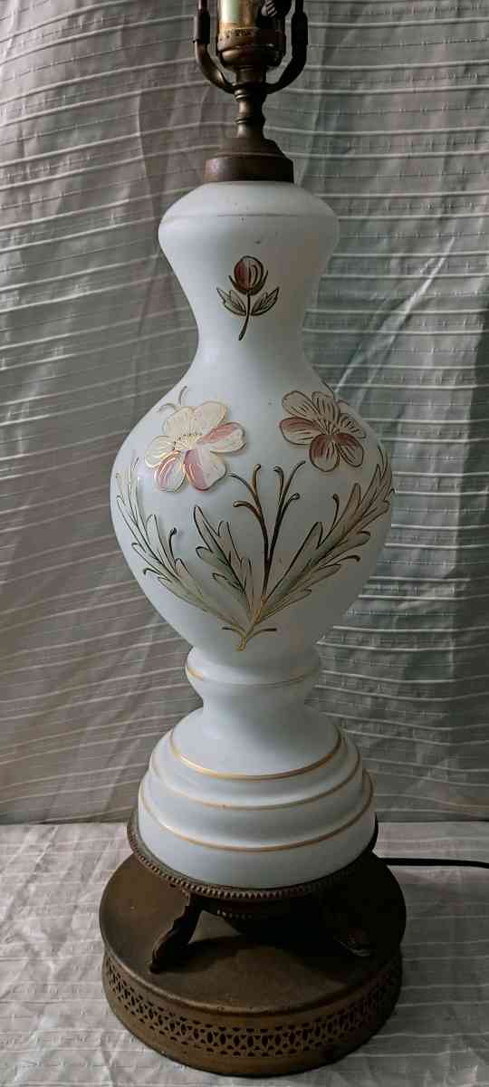 Vintage Bristol Glass Table Lamp White Glass Painted Flowers - Port Richey, Florida - FleaMarketBay