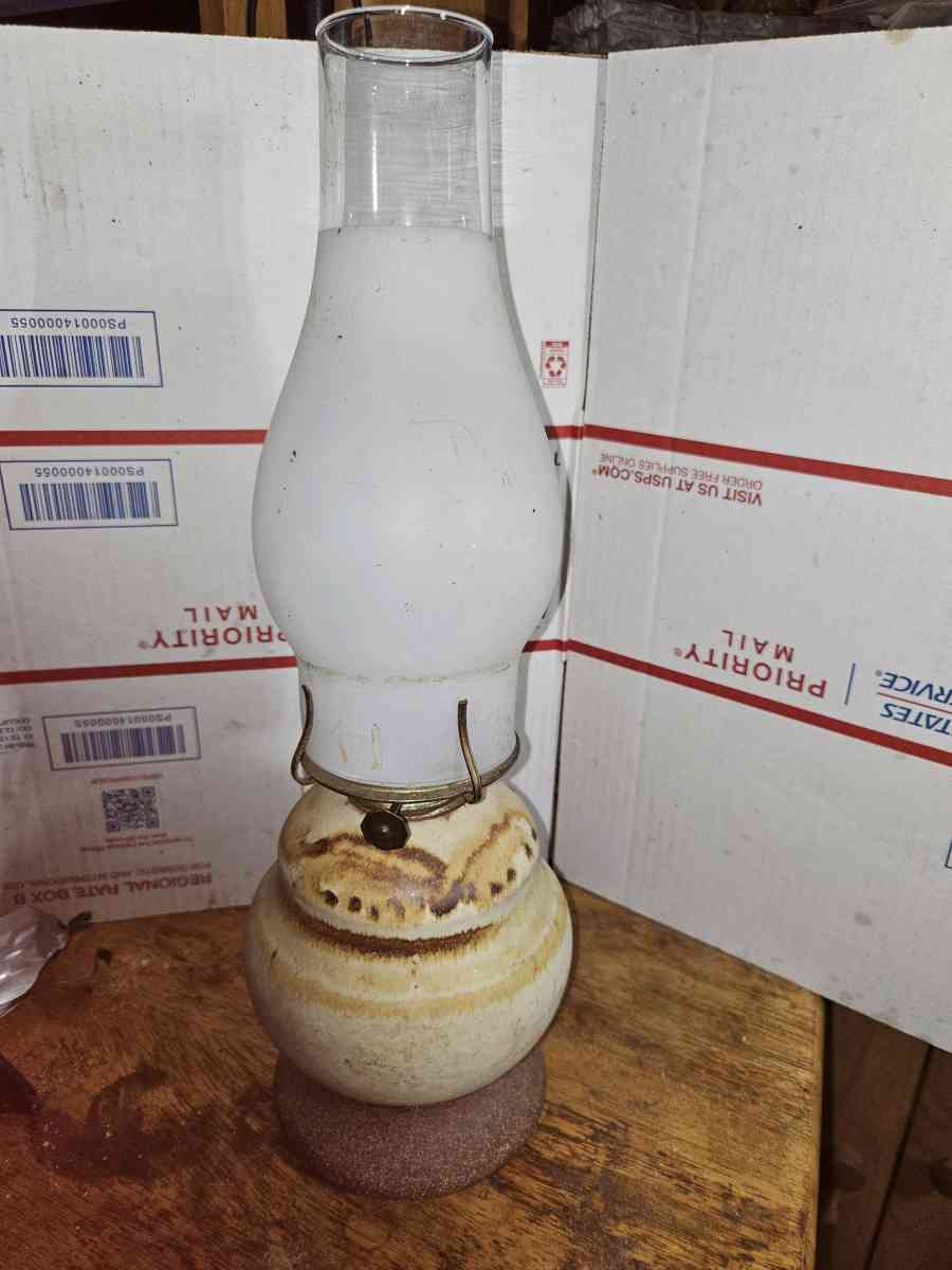 6 old kerosene lamps - Elwood, Indiana - FleaMarketBay