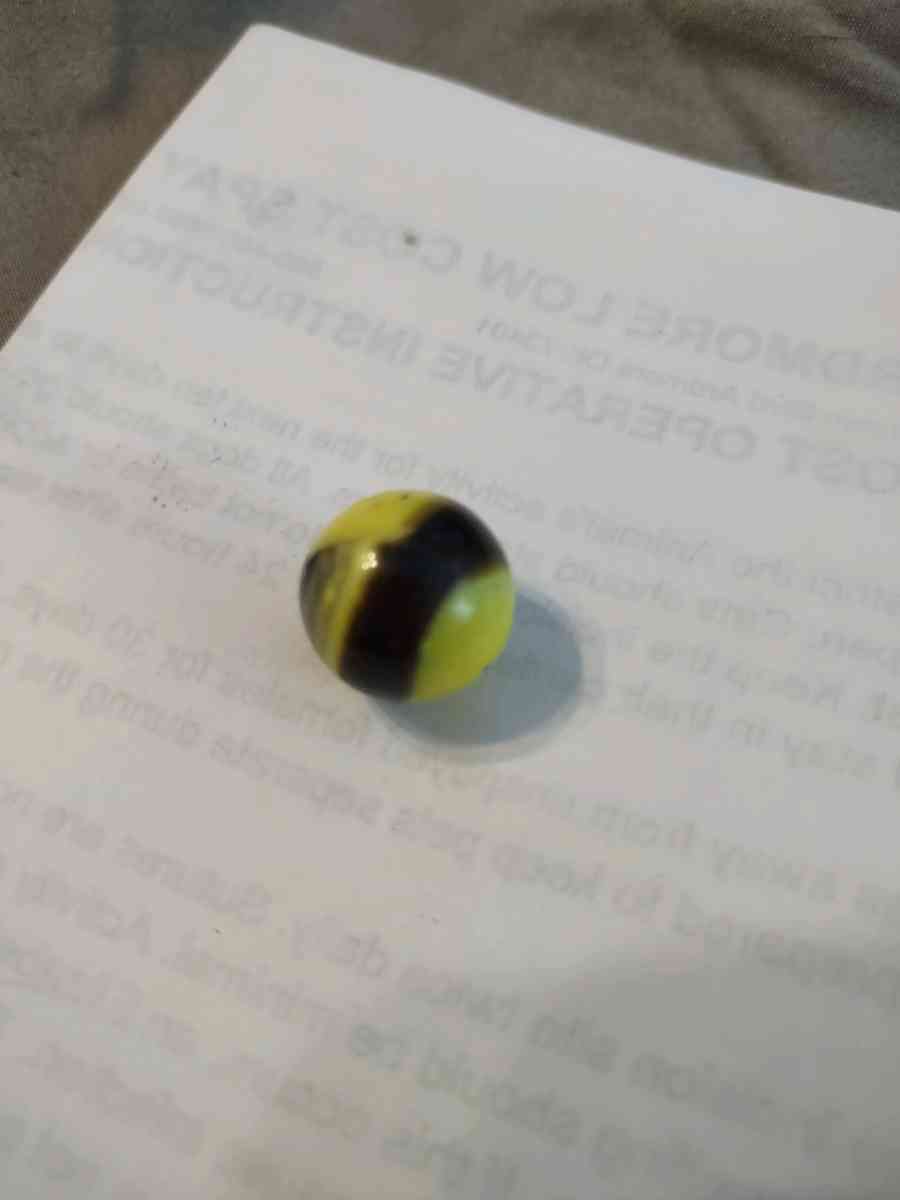 Vintage Bumble Bee Meble - Madill, Oklahoma - FleaMarketBay