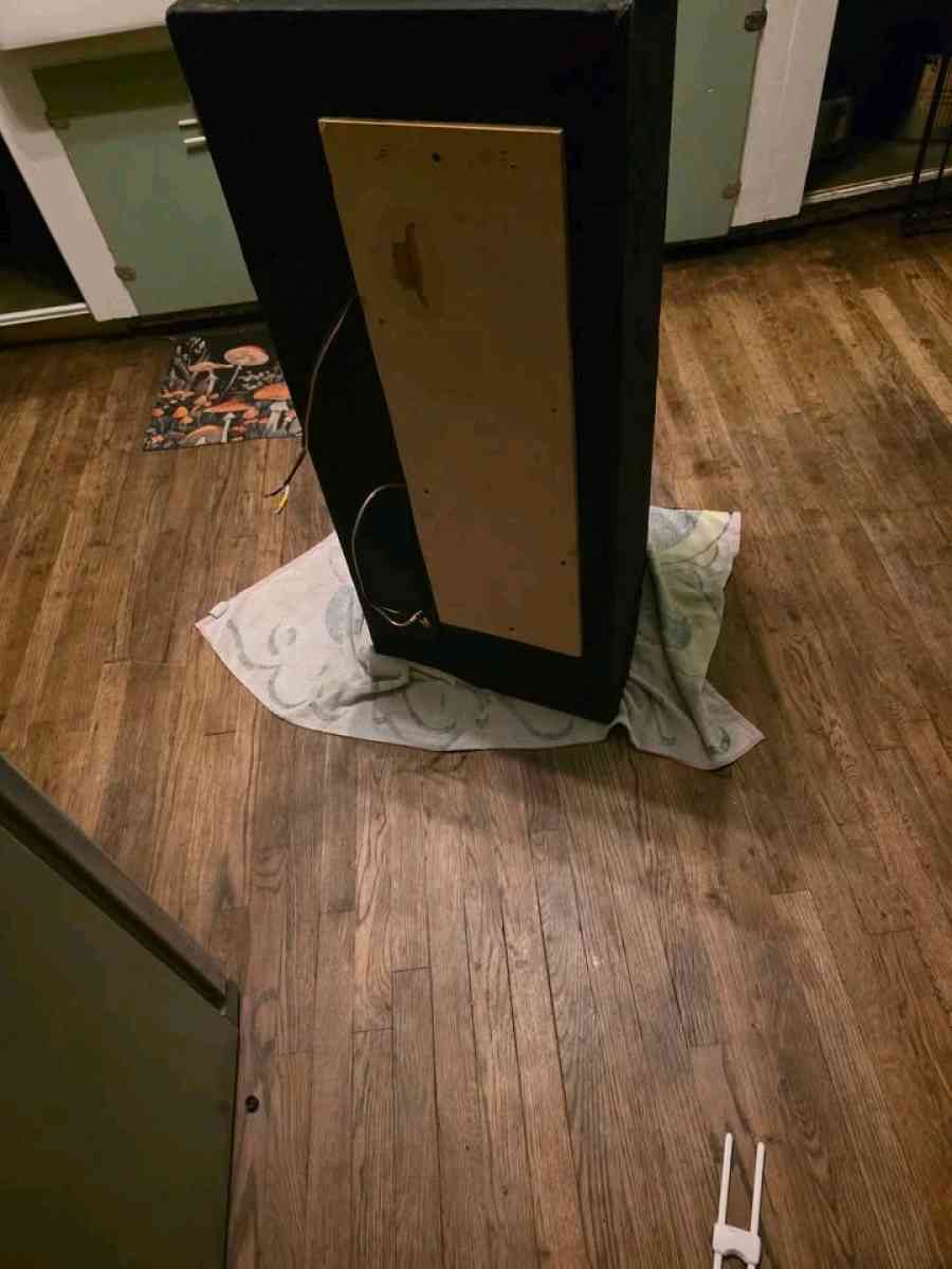 pioneers in box - Pueblo, Colorado - FleaMarketBay