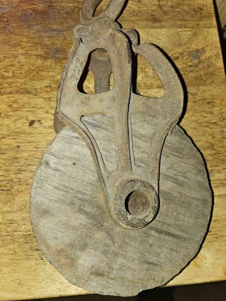 2 old wooden pulleys with metal frames 10 dollars for both - Elwood, Indiana - FleaMarketBay