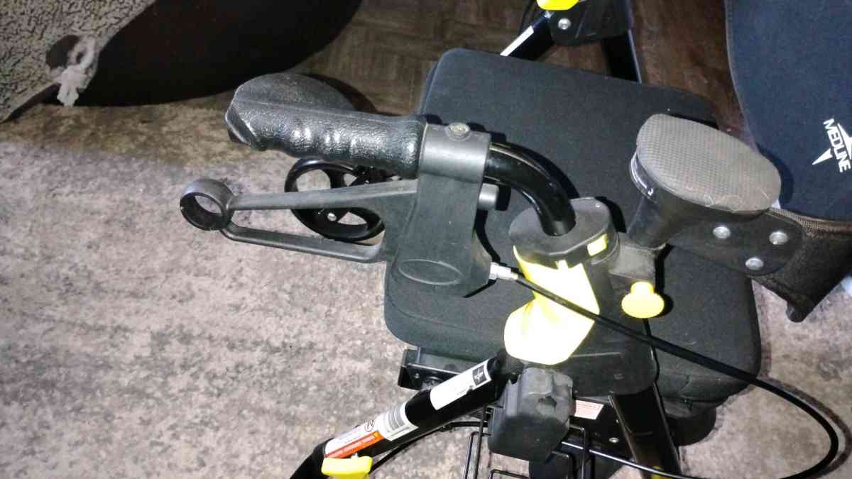 medline stand up an sit down Walker - Lafayette, Indiana - FleaMarketBay