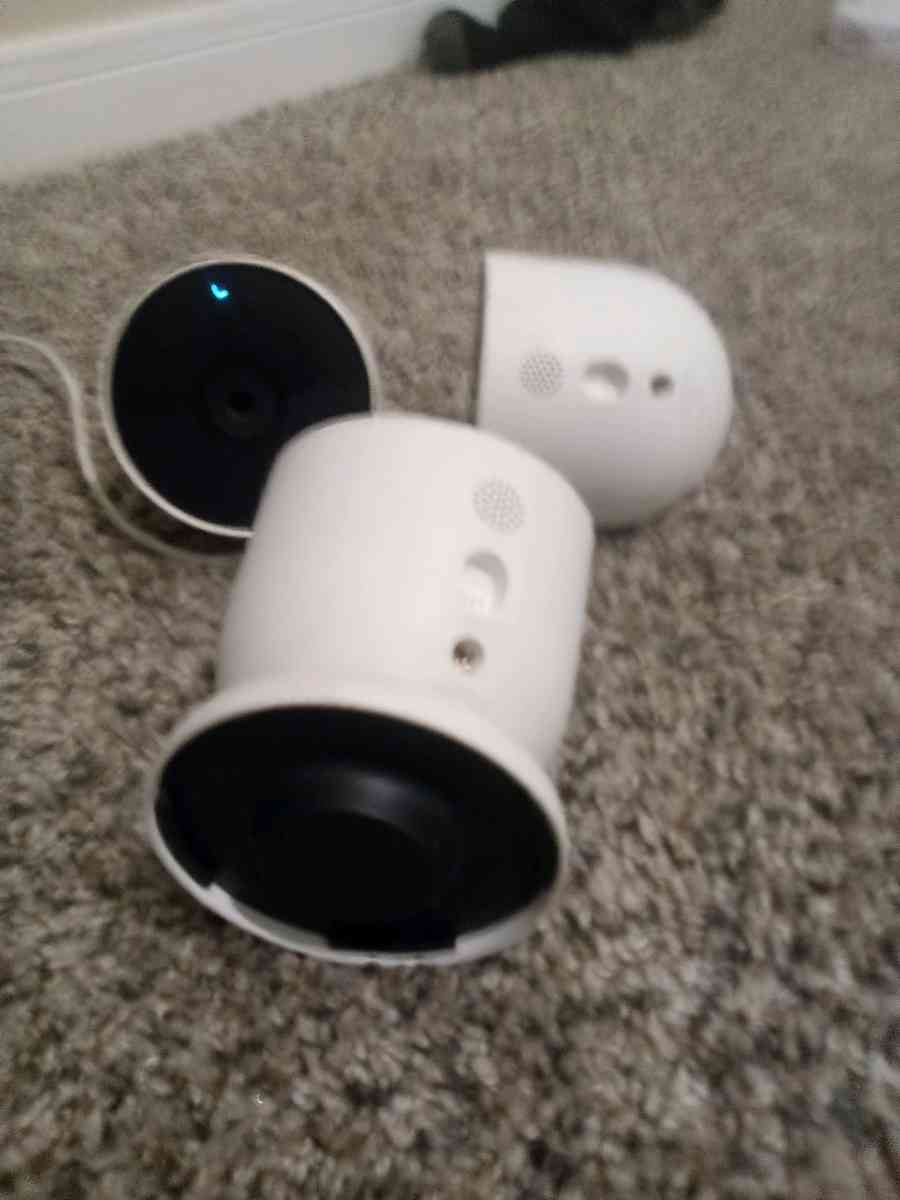 GOGGLE NEST 2ND GENERATION CAMERAS INDOOR OUTDOOR - Houston, Texas - FleaMarketBay