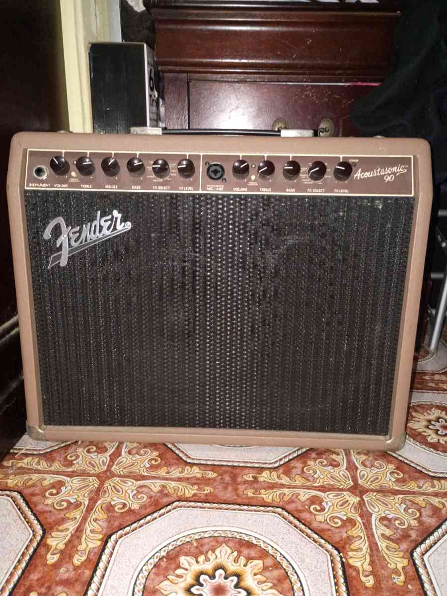 a fender guitar amp that can be used as a mic amp - San Benito, Texas