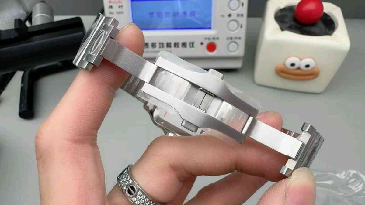 luxury stainless steel square watch - Red Bluff, California - FleaMarketBay