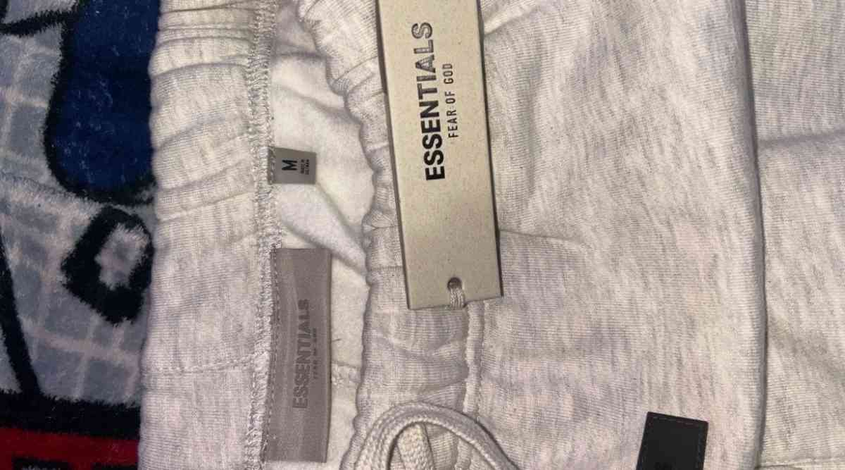 essential sweat pants - Adams, New York - FleaMarketBay