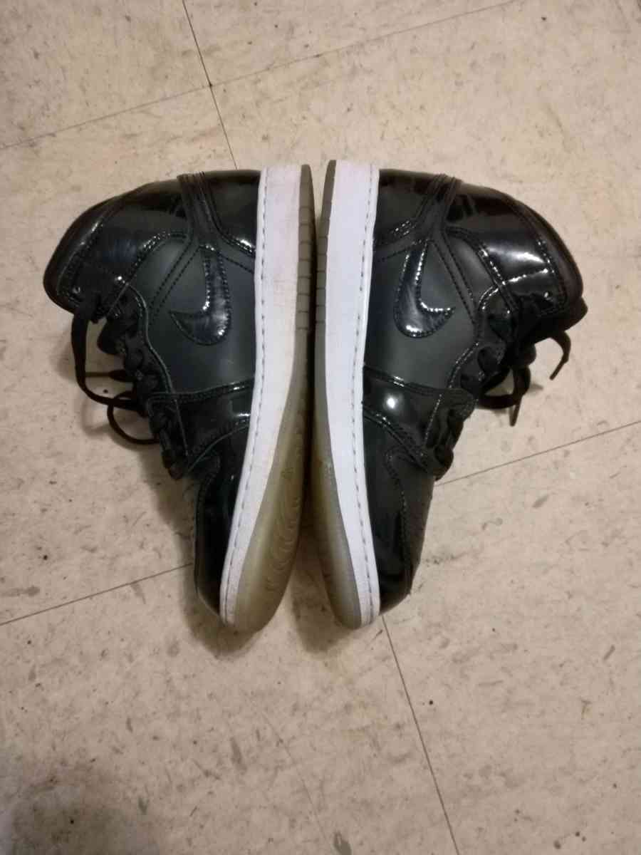 jordan 1s - San Antonio, Texas - FleaMarketBay