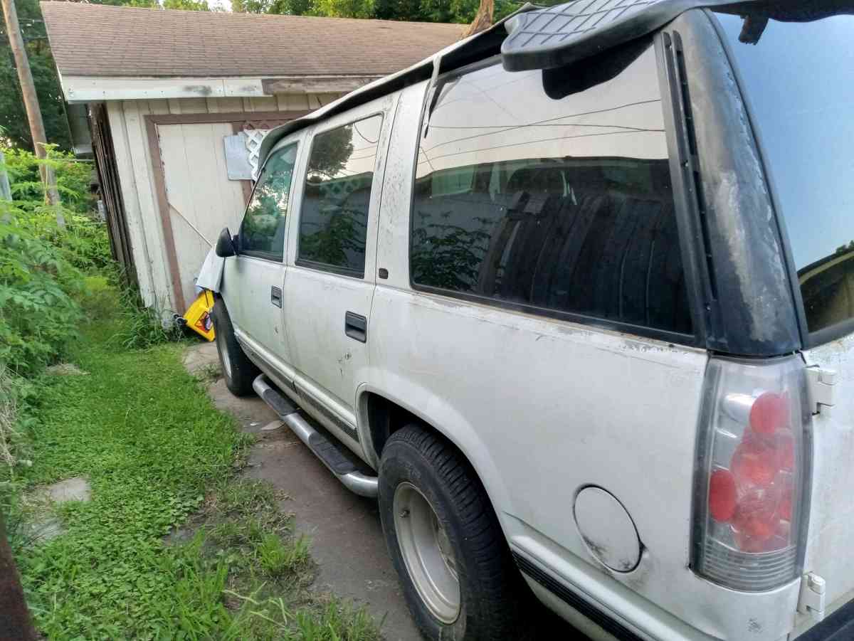 1997 GMC Yukon XL - Pasadena, Texas - FleaMarketBay