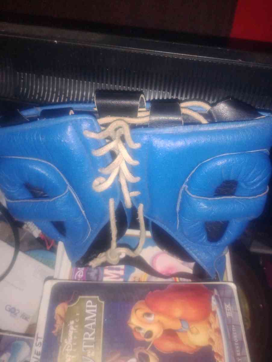 boxing head gear - Call, Texas - FleaMarketBay