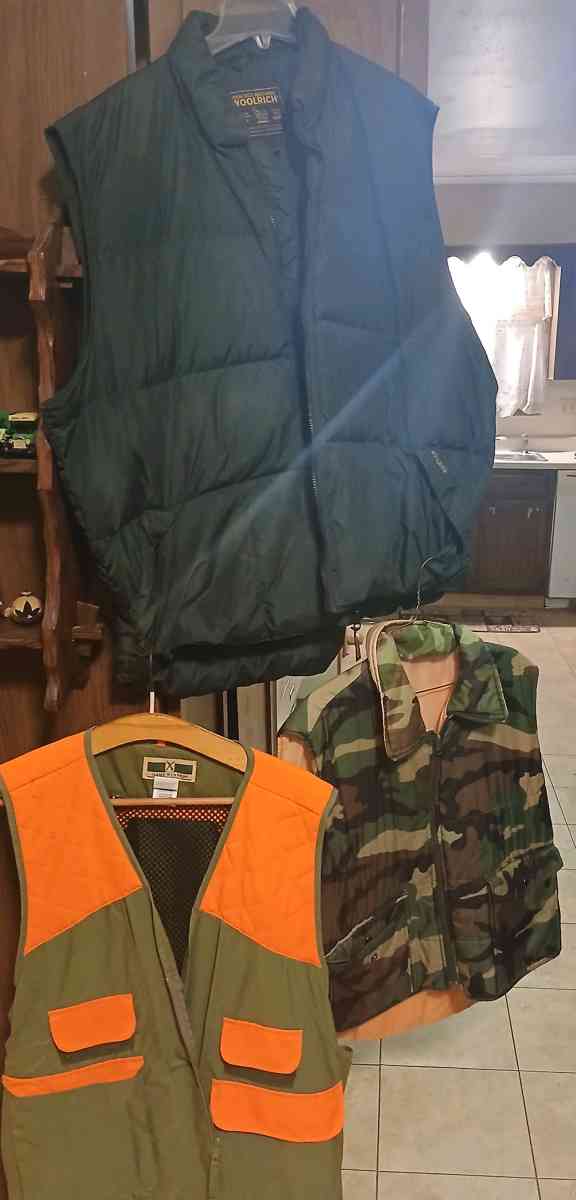 HUNTING GEAR - San Antonio, Texas - FleaMarketBay