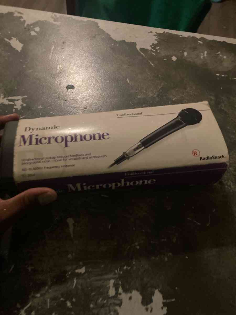 RadioShack Dynamic Microphone - Essington, Pennsylvania