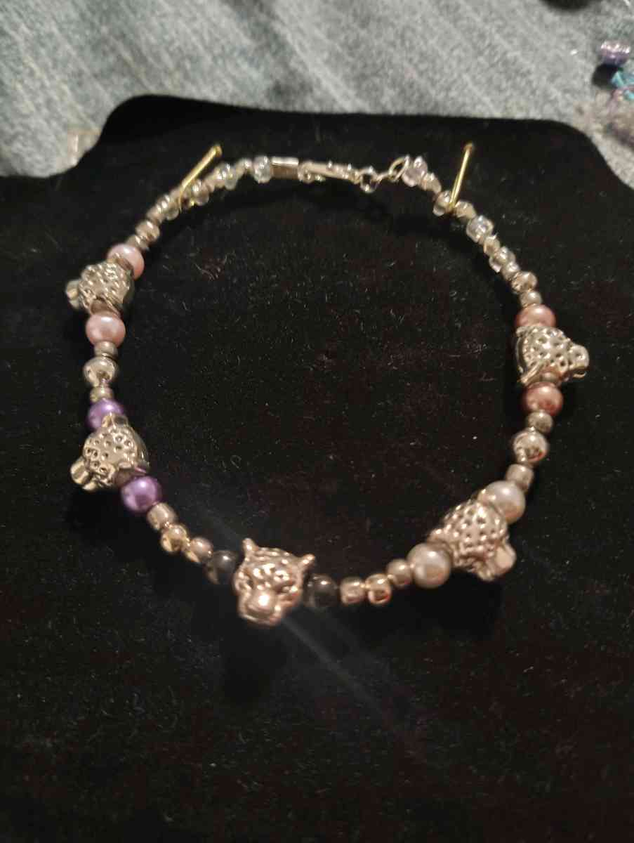 bead u tiful bracelet - Manteca, California - FleaMarketBay