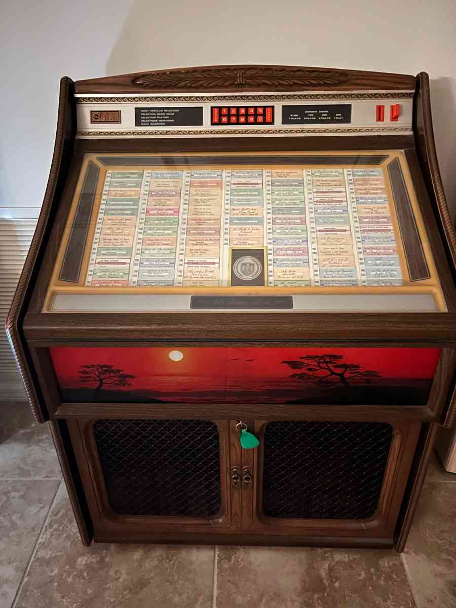Old School Juke Box - Port Saint Lucie, Florida - FleaMarketBay