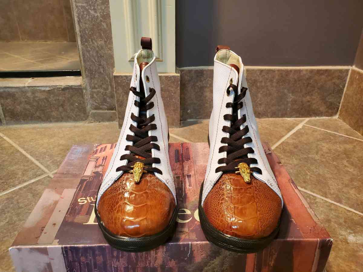 Belvedere Studio shoes - Conyers, Georgia - FleaMarketBay