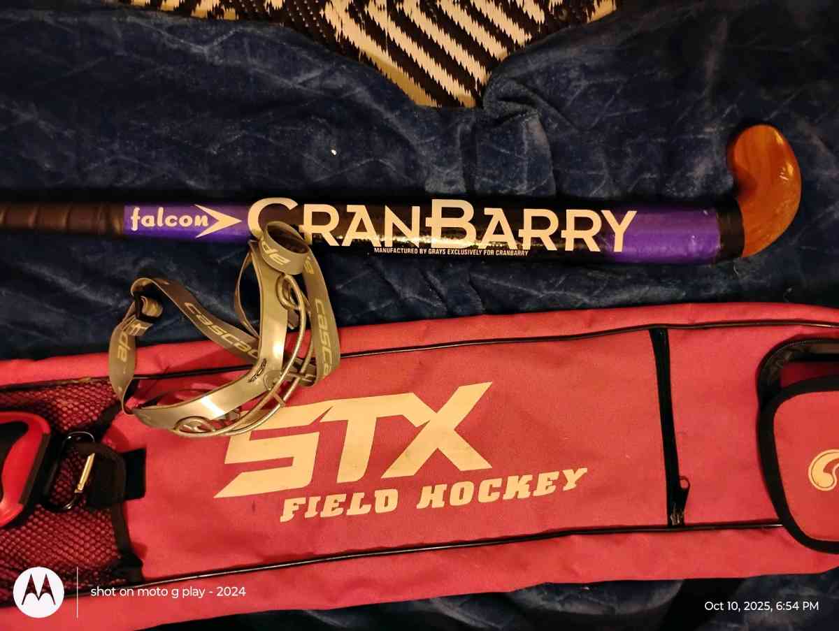 Field hockey - Hyannis, Massachusetts - FleaMarketBay