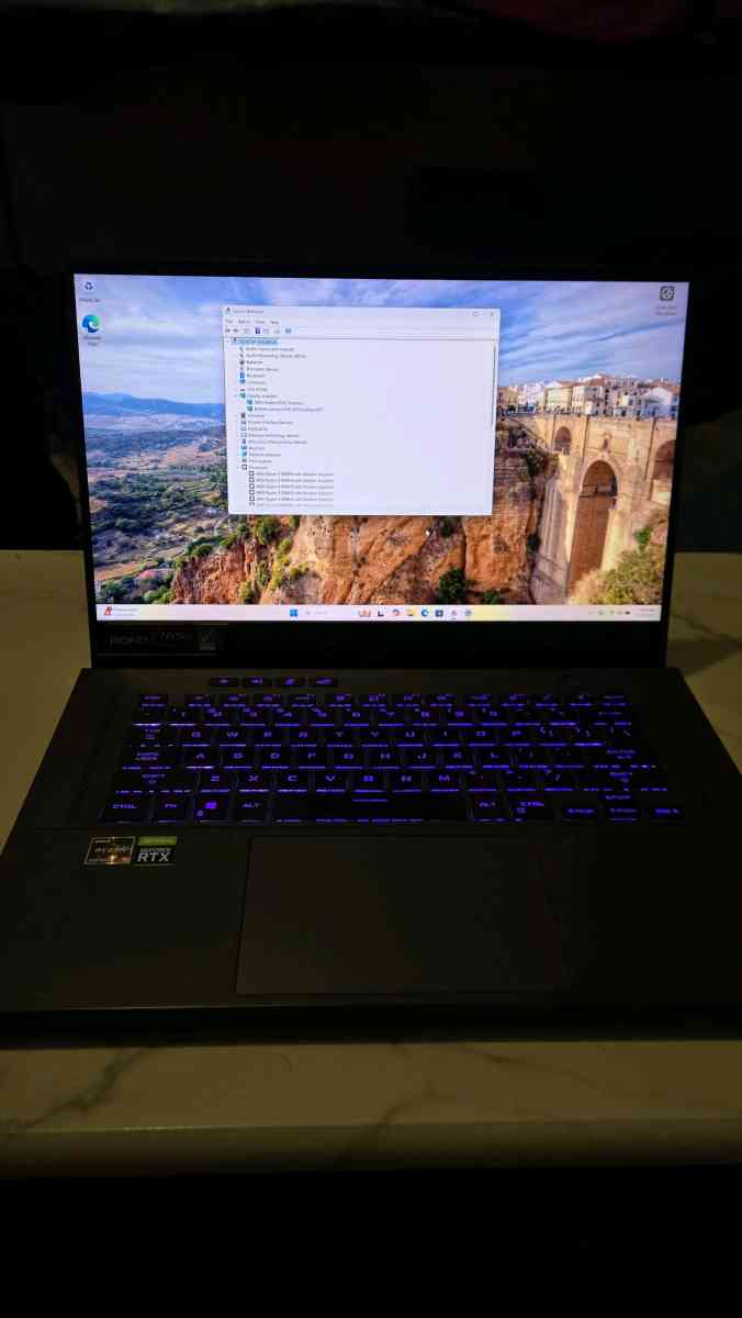Laptop RTX 3070 Asus rog zephyrus g15 QHD 165 Hz Ryzen 9 590