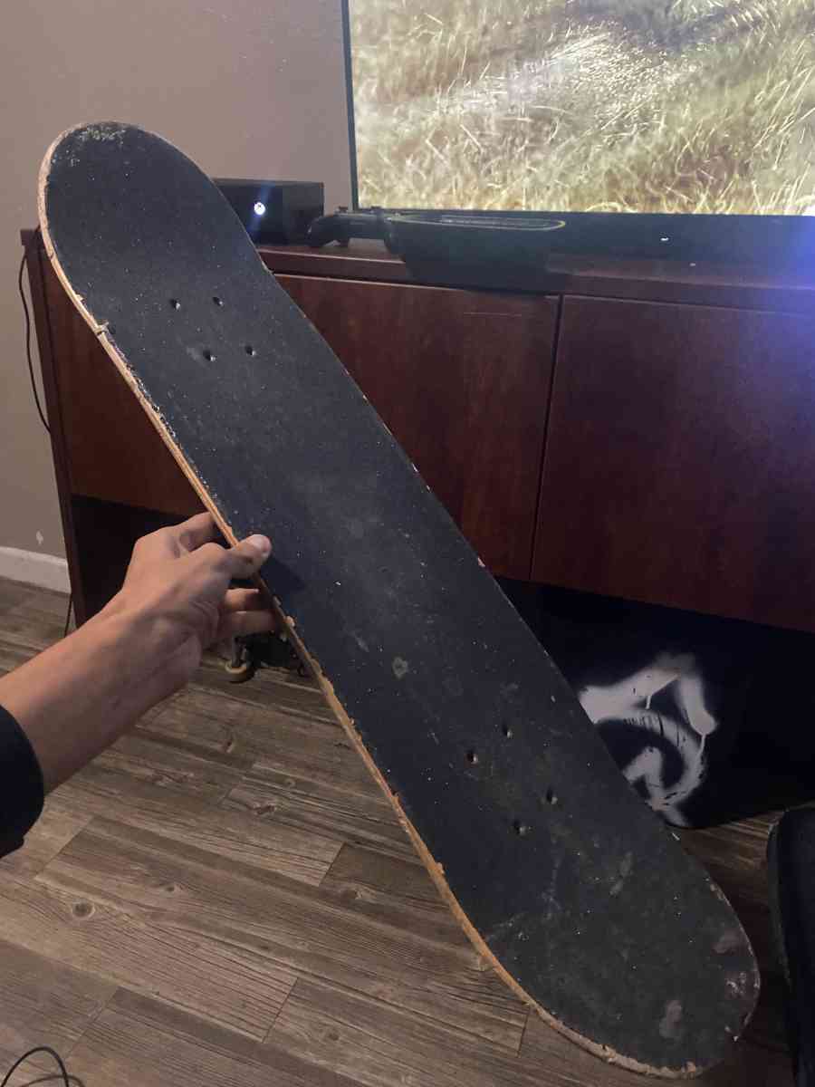 SkateBoard - San Antonio, Texas - FleaMarketBay