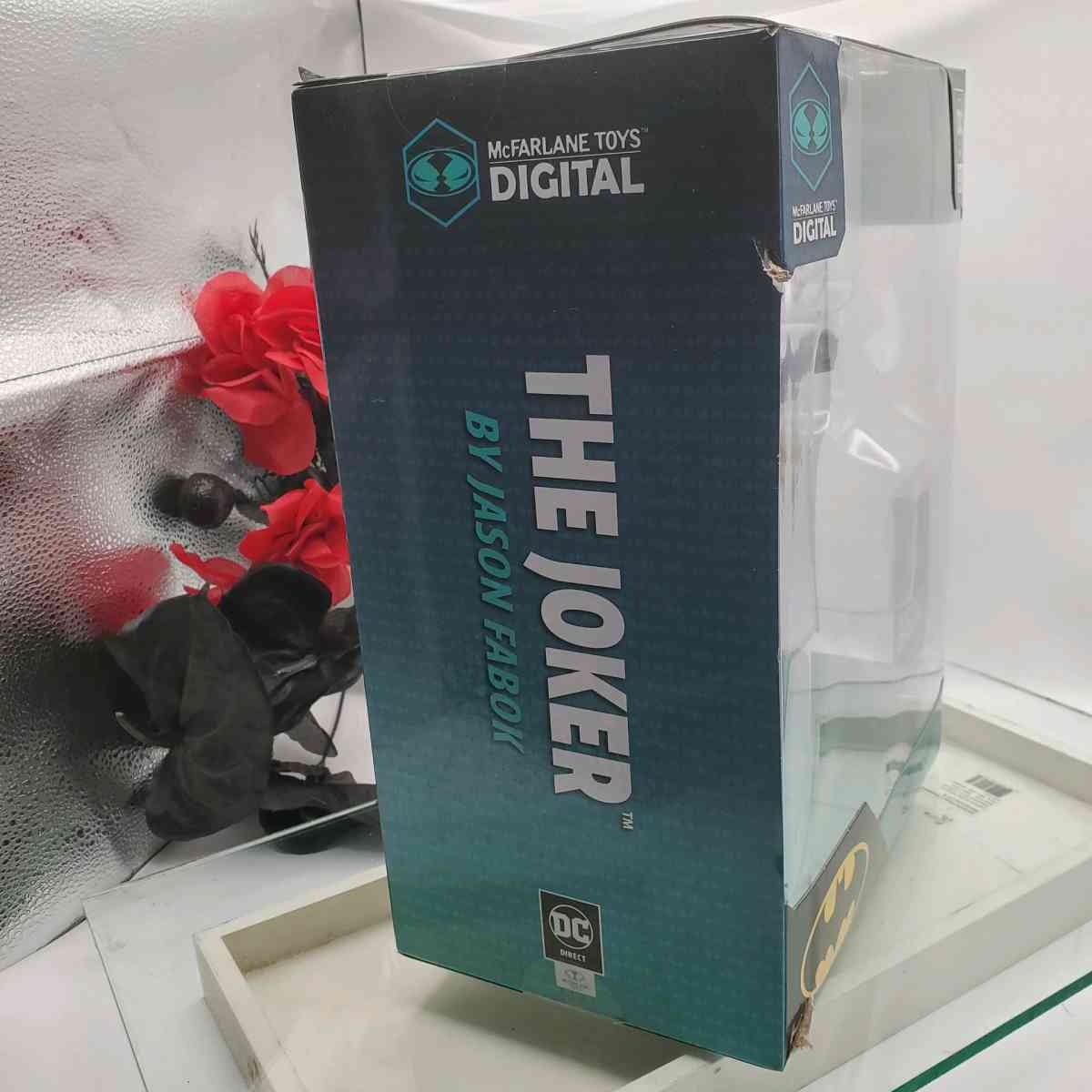 Mcfarlane Joker Statue - Phoenix, Arizona - FleaMarketBay