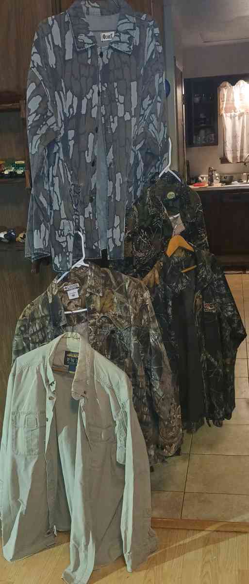 OUT DOORS GEAR - San Antonio, Texas - FleaMarketBay