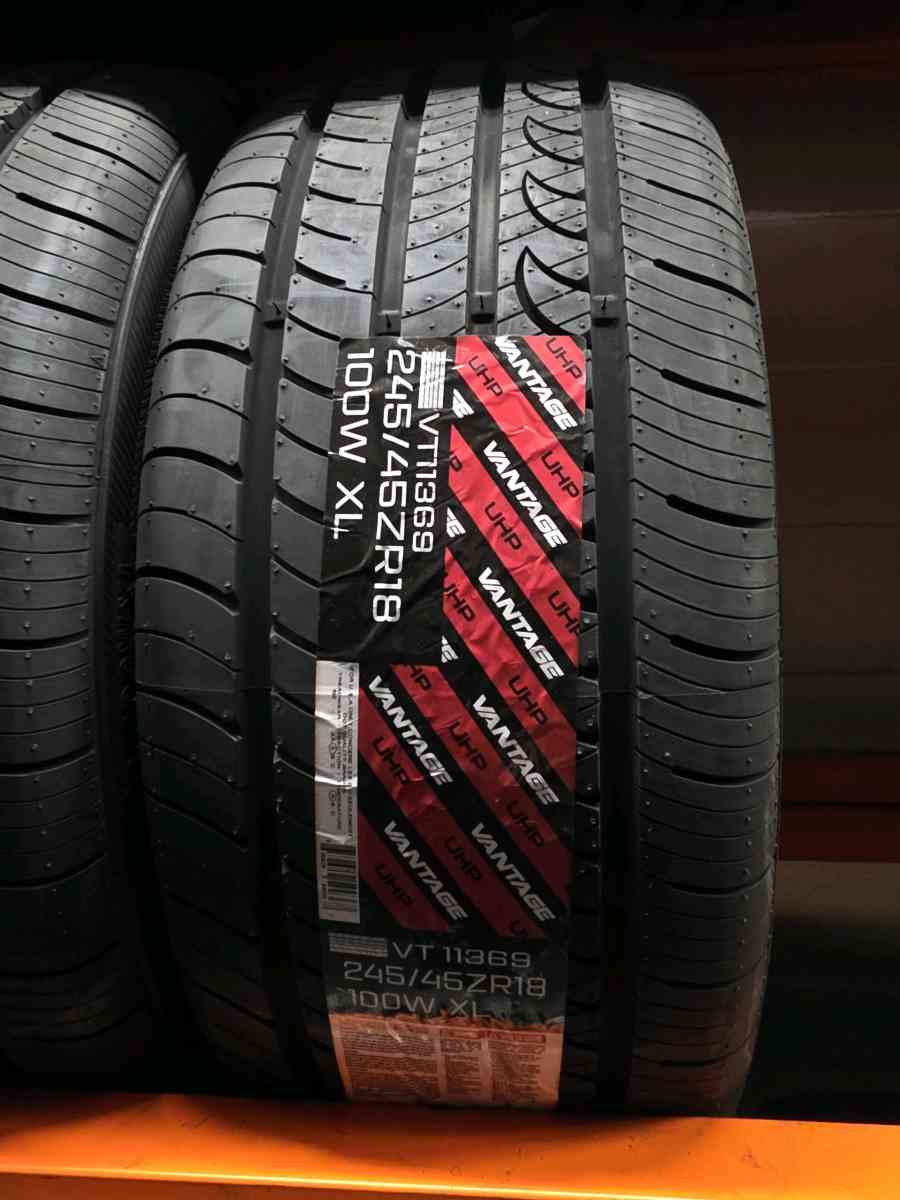 En Venta 24545R18 100W XL - Los Angeles, California - FleaMarketBay