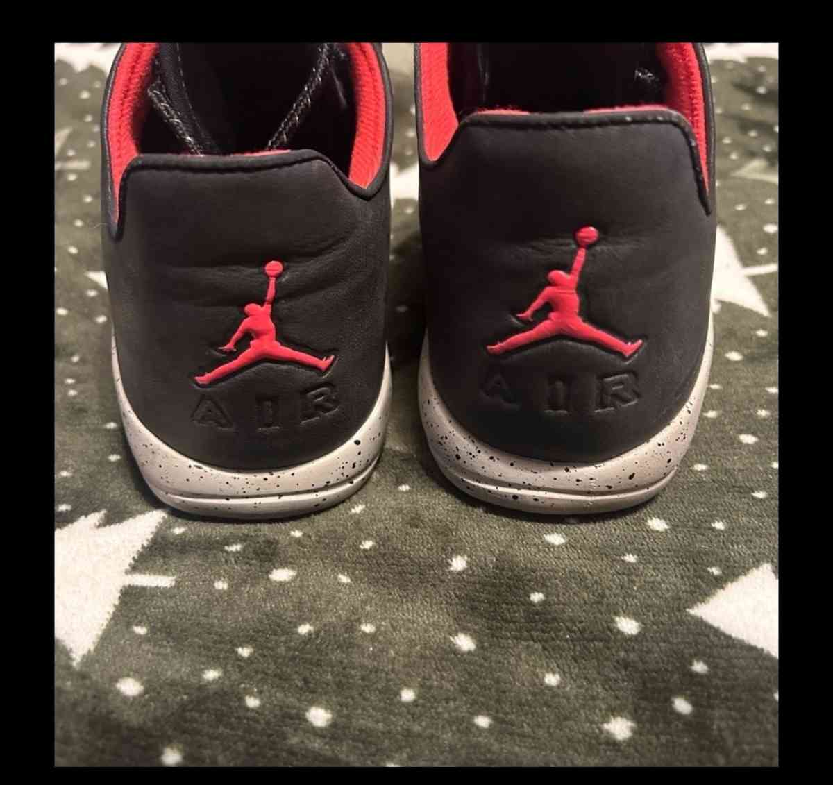 Size 7 And A Half Jordan Eclipse Holiday 2015 - Madison, North Carolina - FleaMarketBay