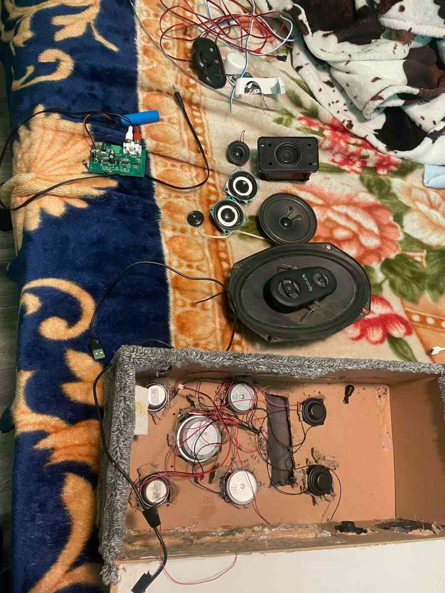 homemade big bass and loud speaker - Calhoun, Georgia - FleaMarketBay