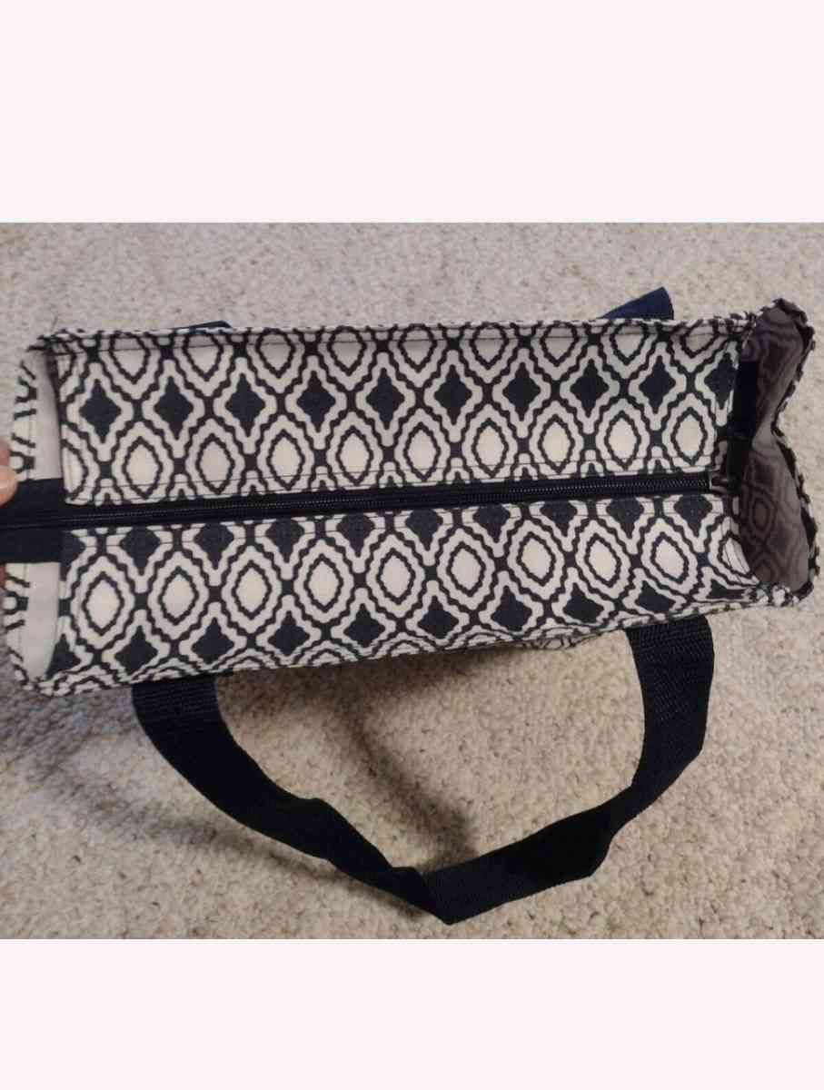 Medium Tote Bag Medallion Design Zip Shoulder Bag Double Han - Columbus, Ohio - FleaMarketBay