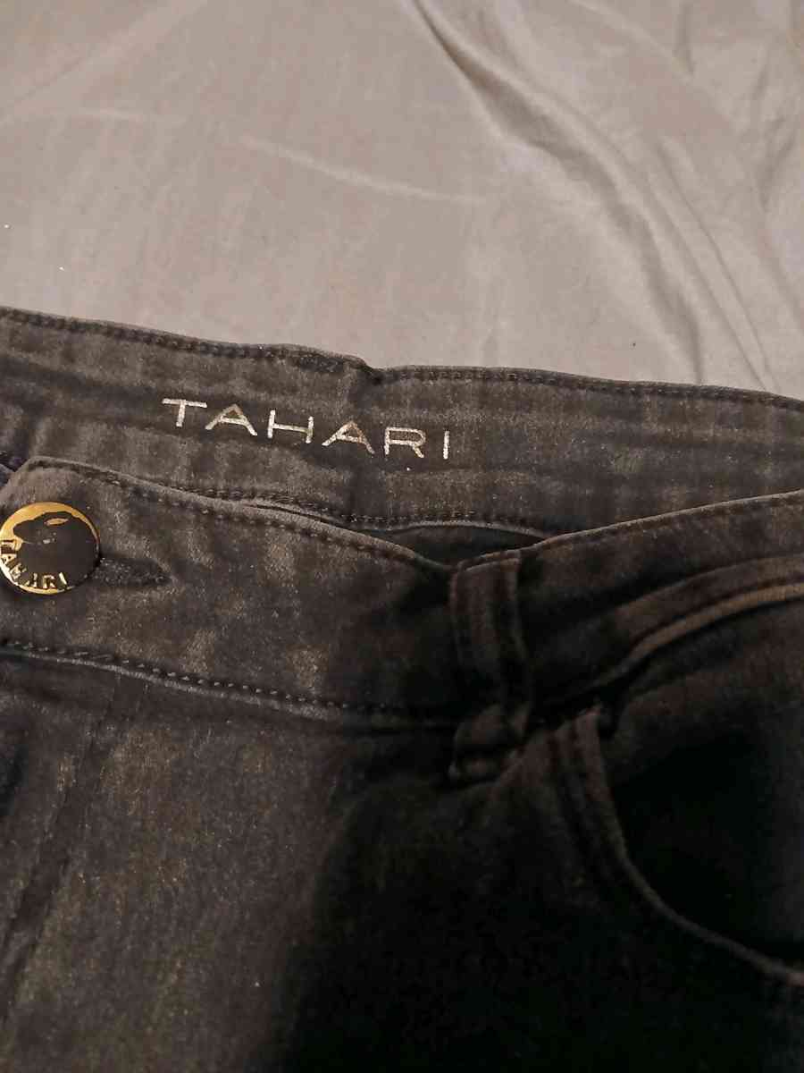 tahari jeans - Agency, Missouri - FleaMarketBay