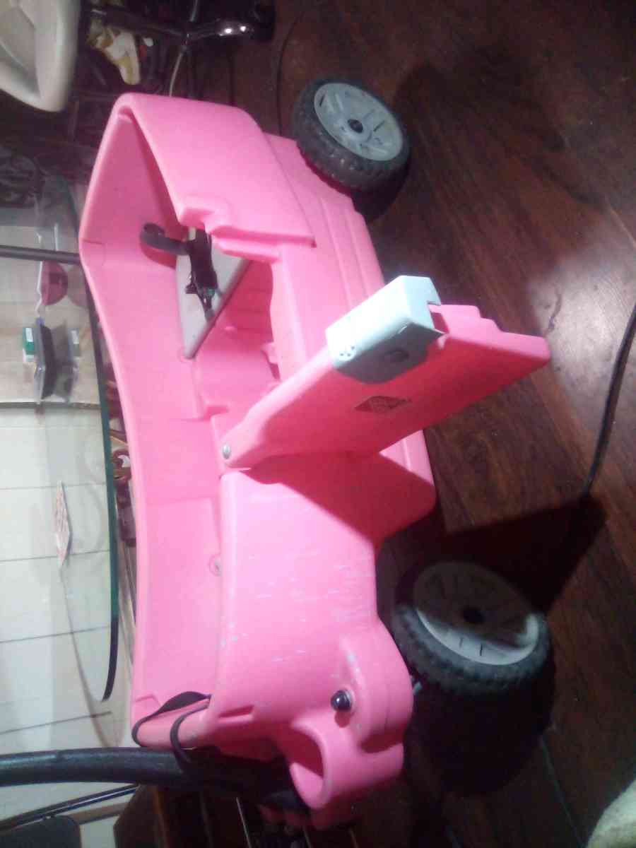 plastic pink wagon - Coatesville, Pennsylvania - FleaMarketBay