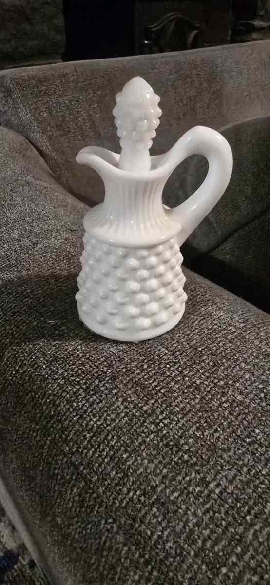 Fenton Milk Glass Set - Georgetown, Texas