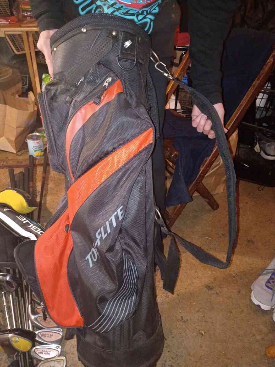 golf clubs set - Niagara Falls, New York - FleaMarketBay