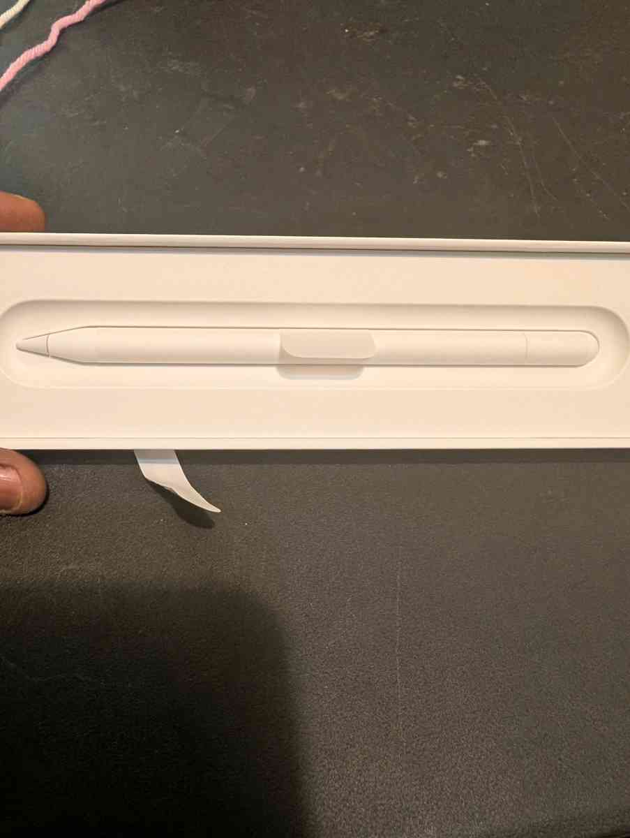 apple pen with USB connector - Oklahoma City, Oklahoma - FleaMarketBay