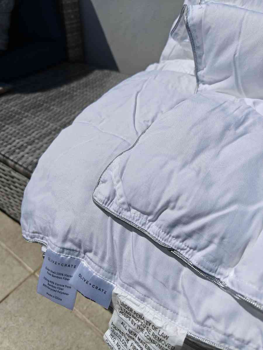 OliveCrate KING Bamboo Comforter Duvet Insert Cooling - Chula Vista, California - FleaMarketBay