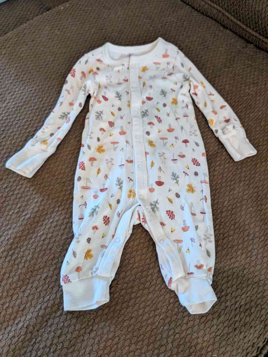 Fall snapup sleepsuit without feet - Savannah, Georgia