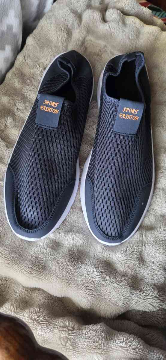 Mens Blue Sneakers - Onalaska, Washington