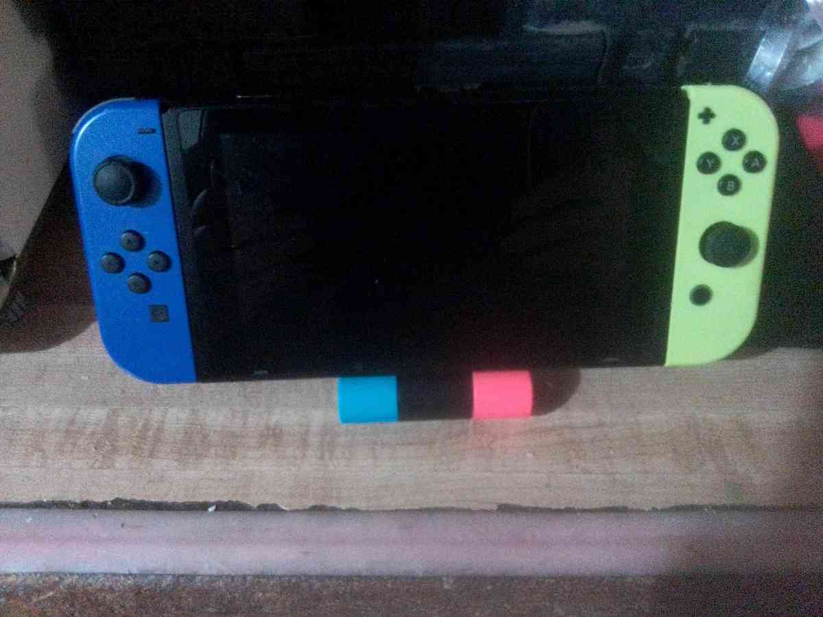 Nintendo switch - Adelanto, California - FleaMarketBay