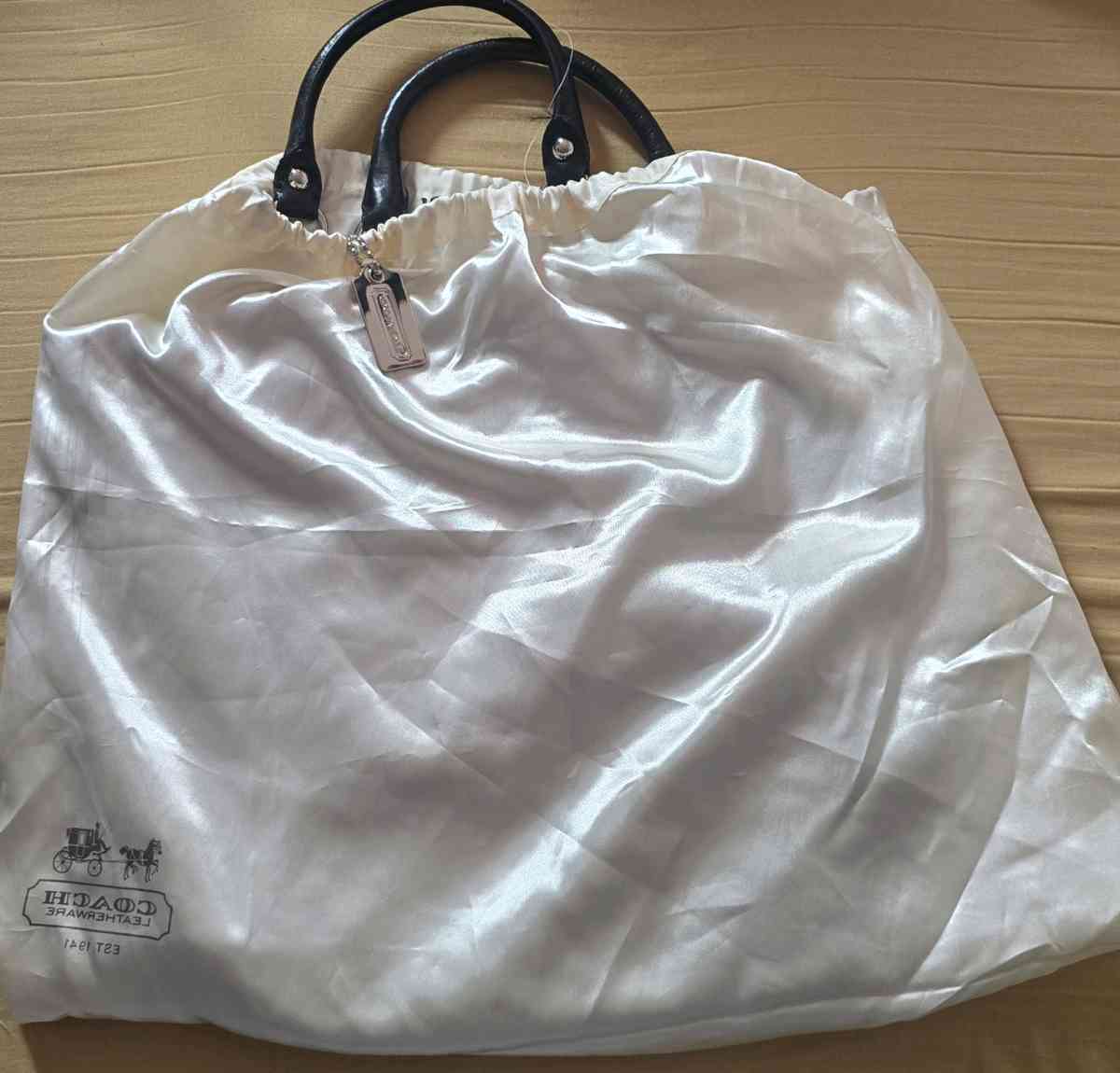 bolsa de mujer - Hialeah, Florida - FleaMarketBay