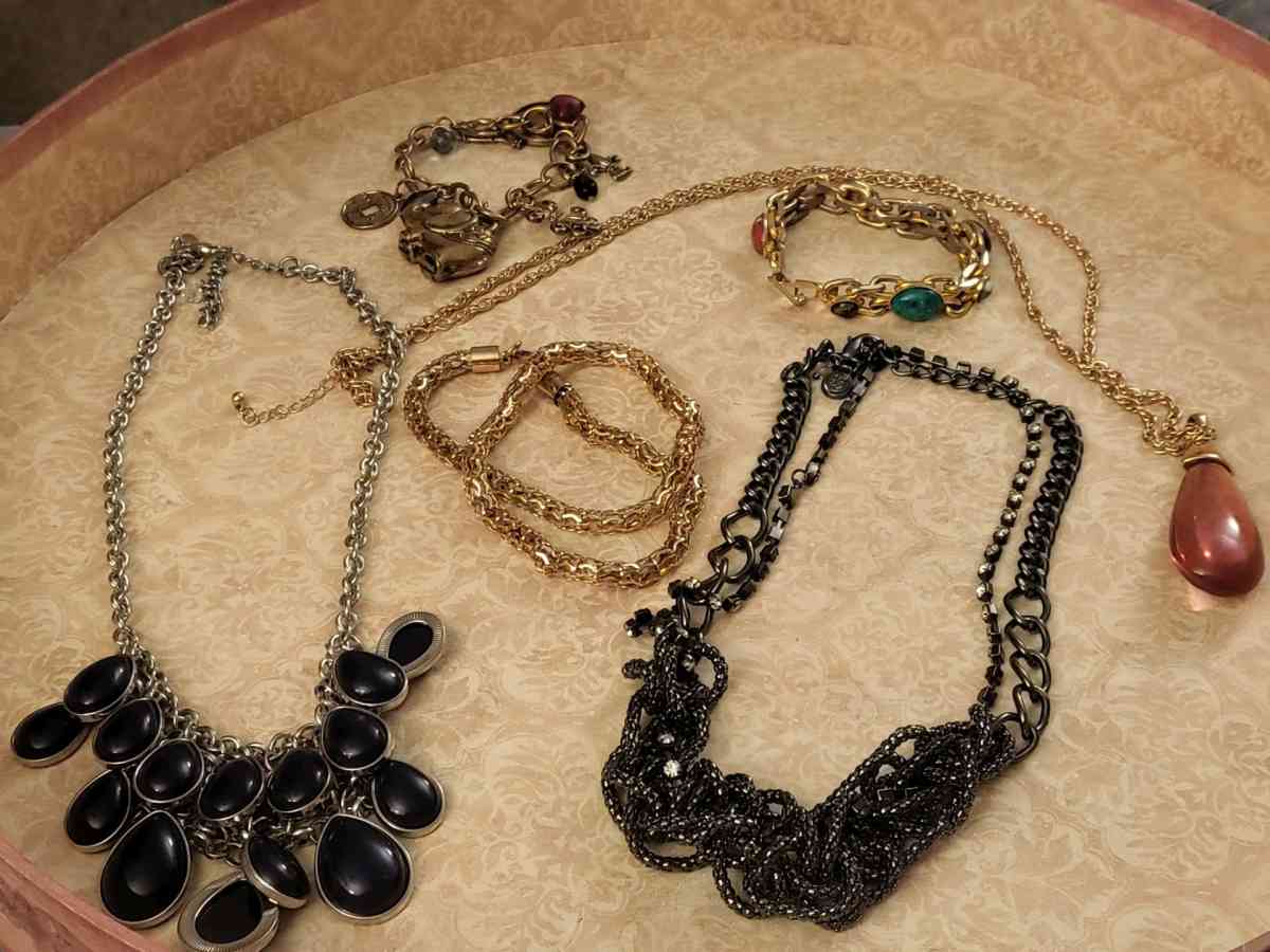 ASSORTED  FASHION JEWELER