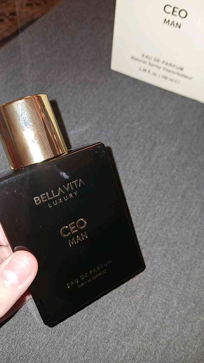 Bellavita Laxury Ceo Man Cologne Smells good 100ml - Wilsonville, Oregon - FleaMarketBay