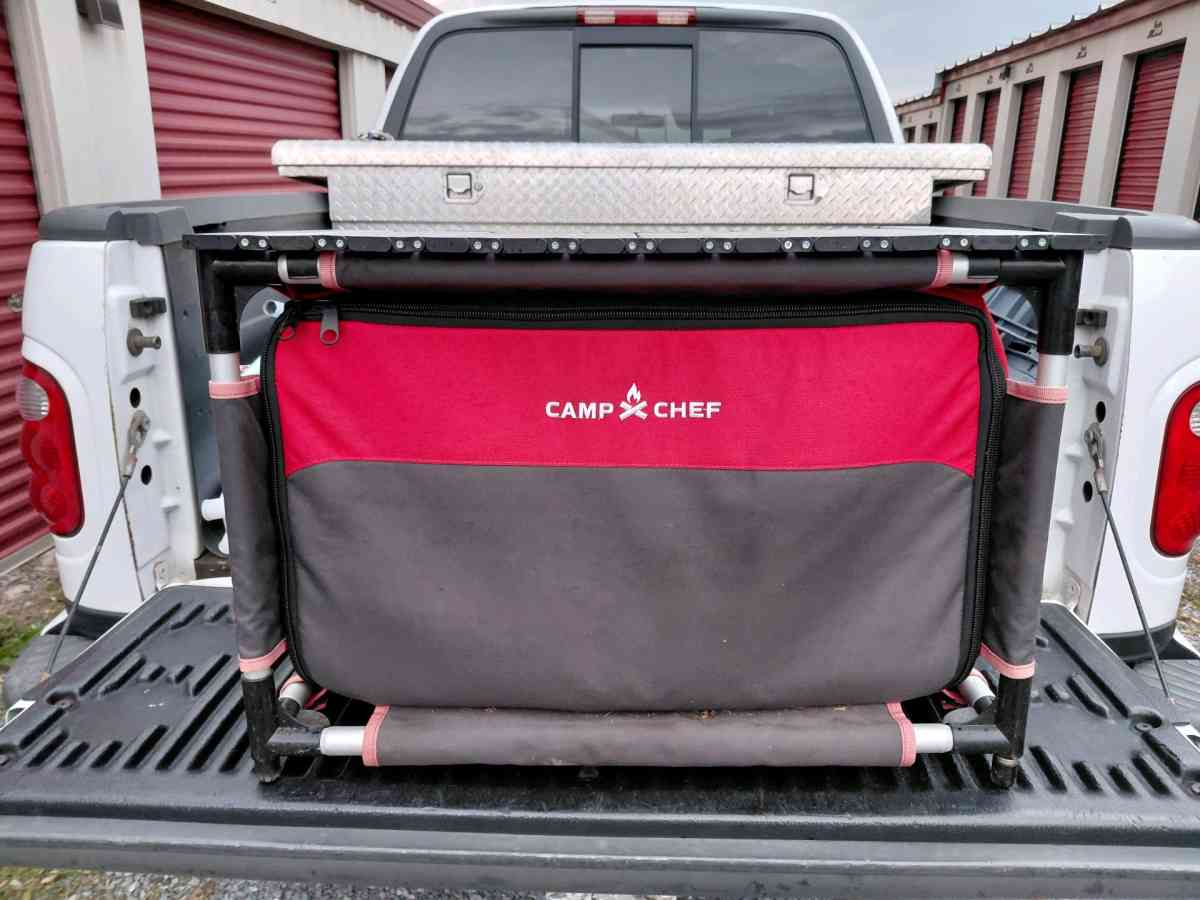 camping supplies - Hagerstown, Maryland - FleaMarketBay