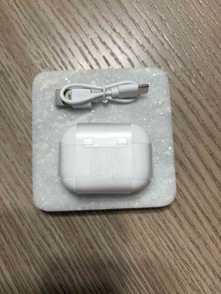 AirPods Pro 2 Gen - Altamonte Springs, Florida - FleaMarketBay