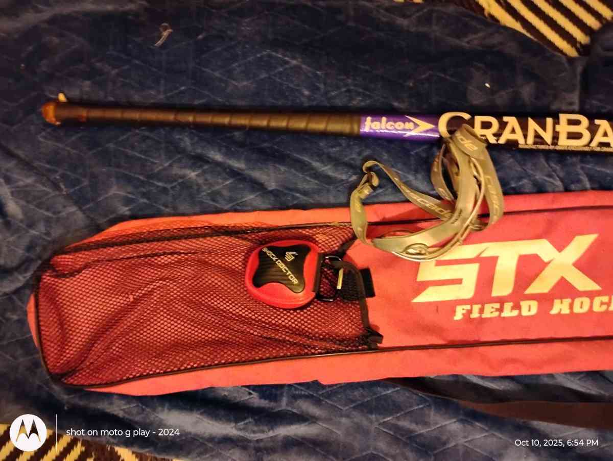 Field hockey - Hyannis, Massachusetts - FleaMarketBay