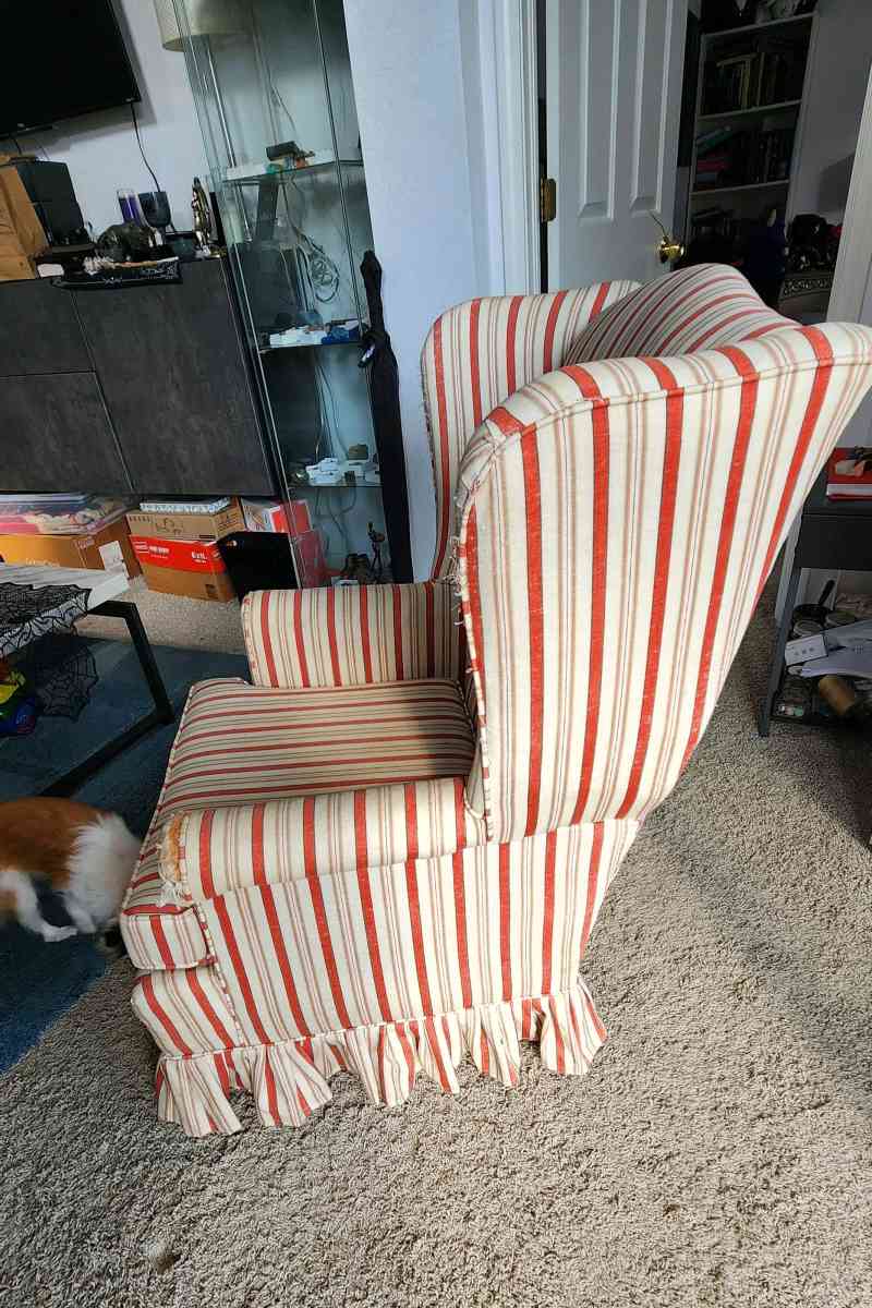 FREE Wingback chair - Valrico, Florida - FleaMarketBay
