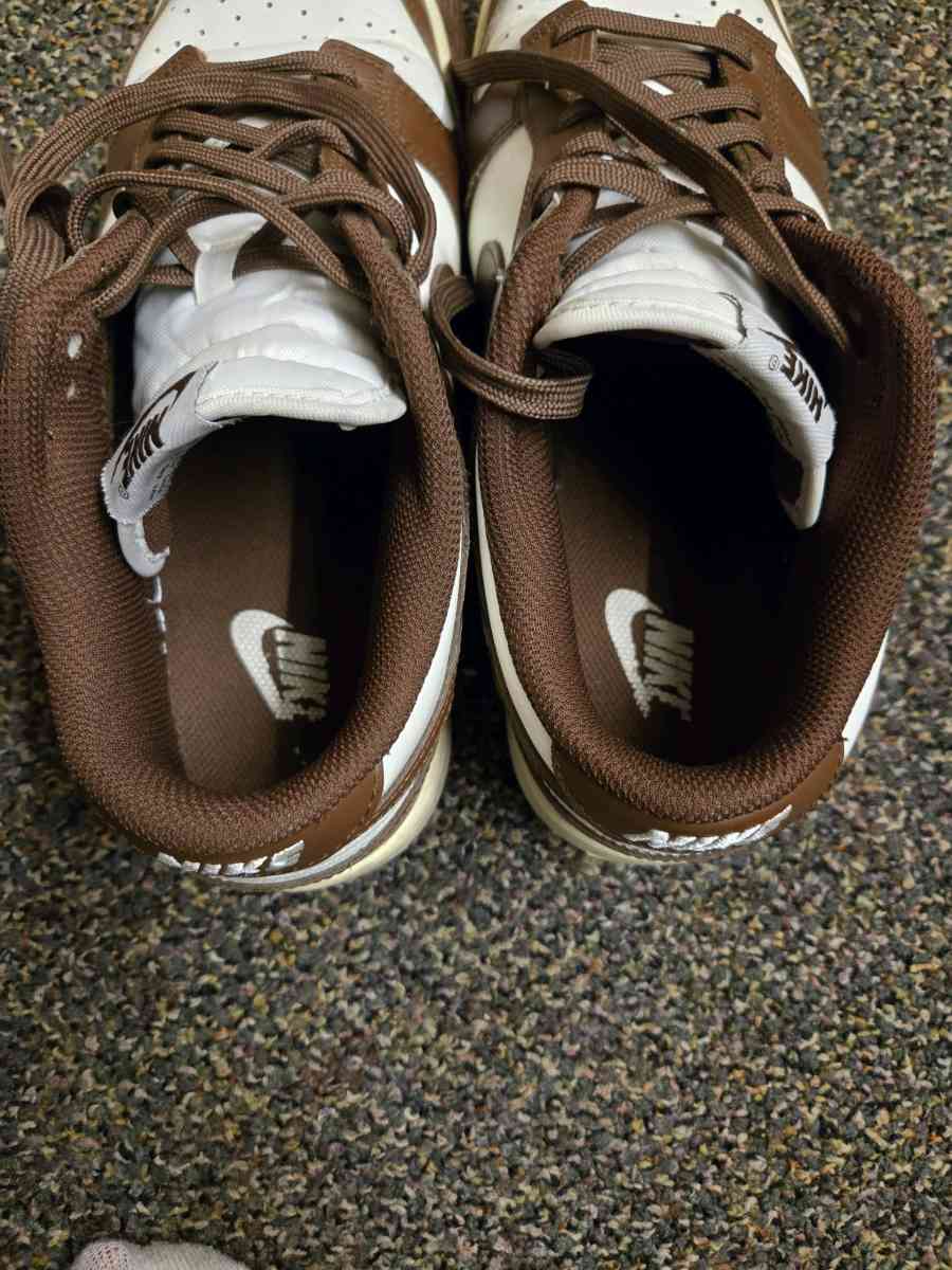 womens nikes - Peoria, Arizona - FleaMarketBay